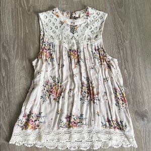 Altar'd State White Floral Lace Yoke Sleeveless Tank